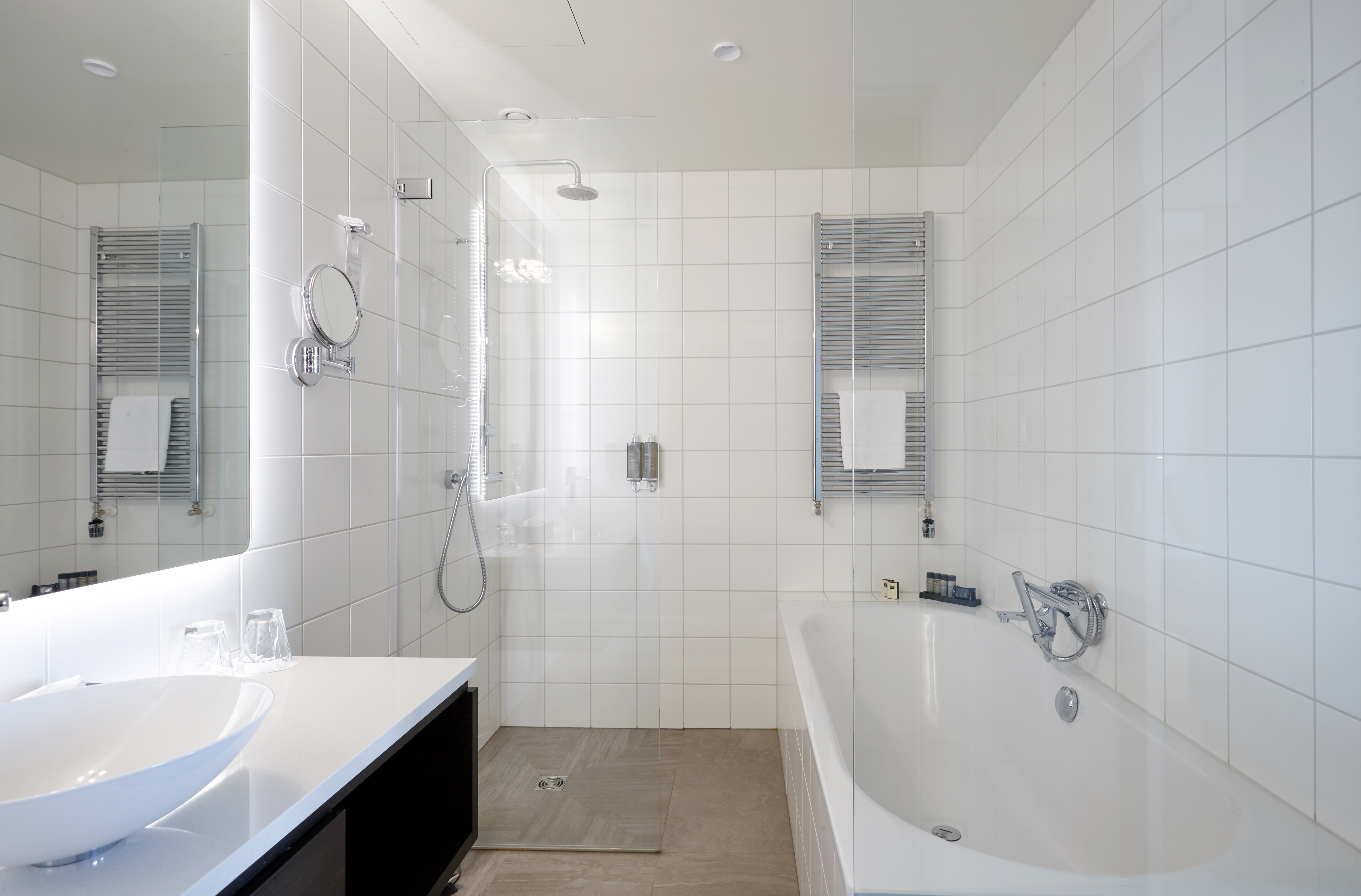 Fosshotel Reykjavik Tower Suite Bathroom 
