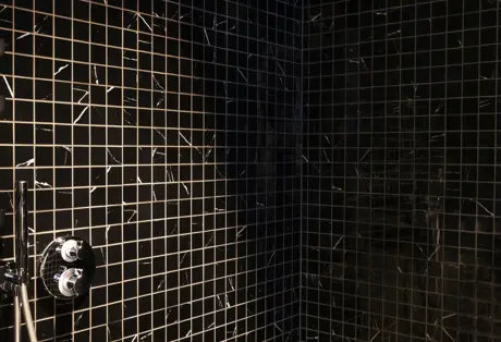 Hotel Reykjavik Saga Standard Bathroom