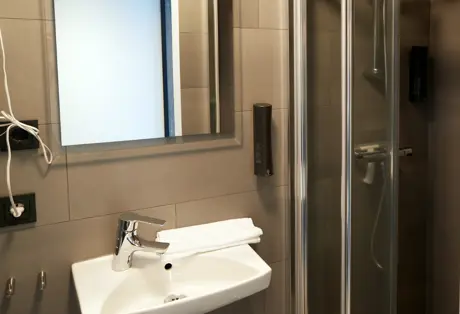 Fosshotel Húsavík Family Connetings Rooms (Standard) Bathroom